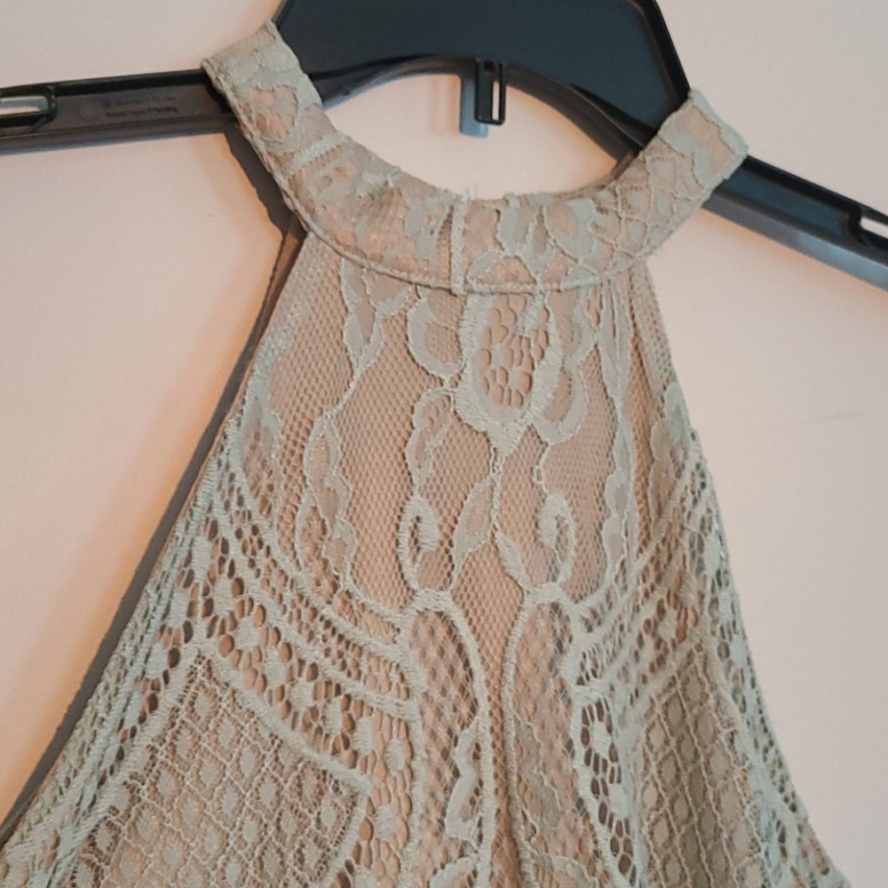 Lacy Halter Blouse - Picture 2 of 3